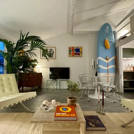 Superbe Duplex Entre Le Vieux Et La Prom Апартаменты *