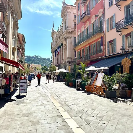 Appartamento Superbe Duplex Entre Le Vieux Et La Prom *