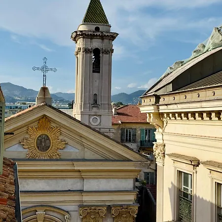 Superbe Duplex Entre Le Vieux Et La Prom Nizza