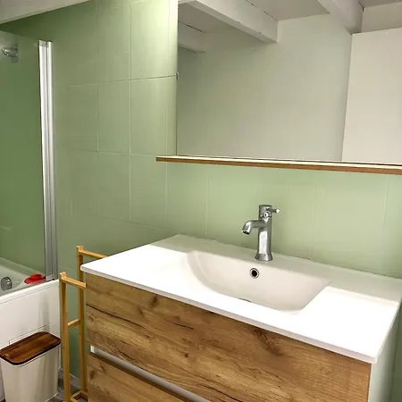 Superbe Duplex Entre Le Vieux Et La Prom Nizza