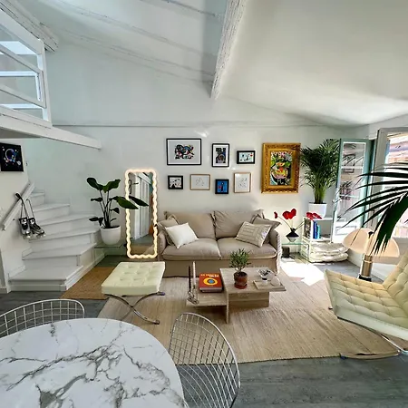 Superbe Duplex Entre Le Vieux Et La Prom * Ницца